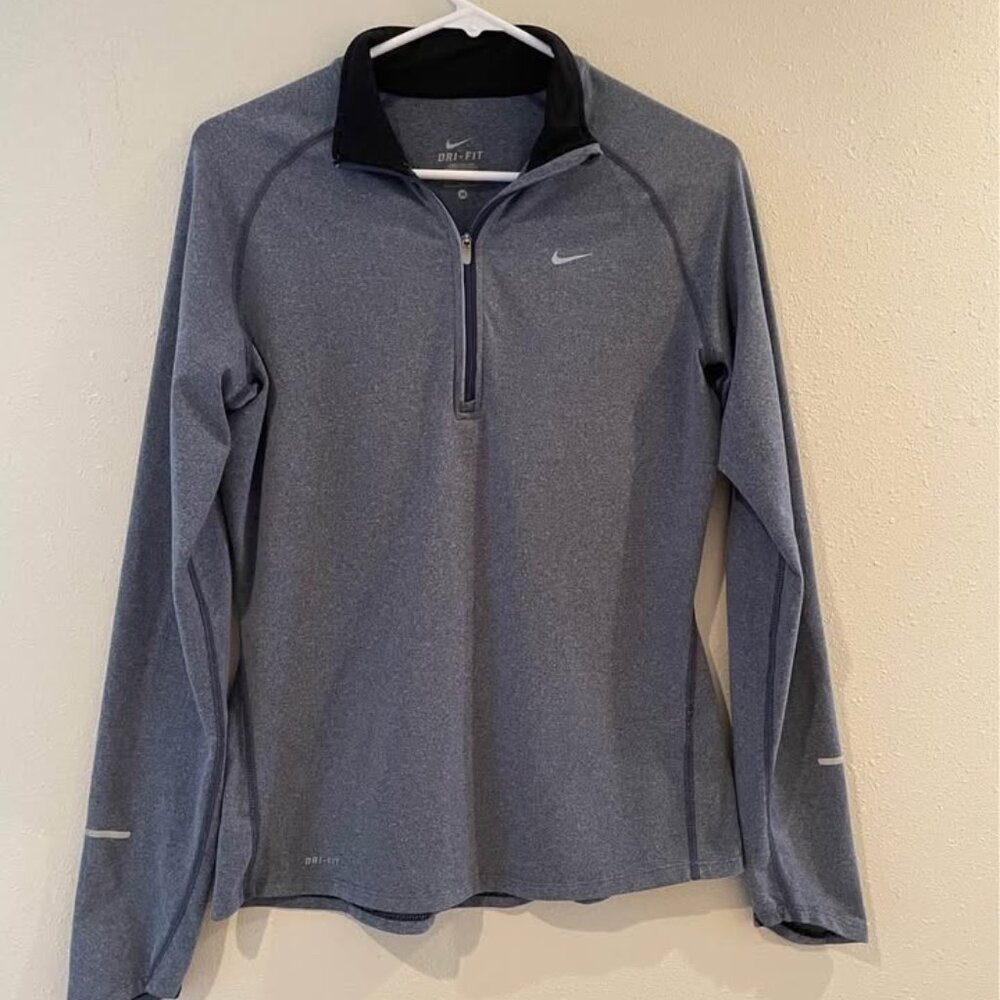 Nike Women’s Sz Medium Blue Dri Fit Quarter 1/4 Zip Pullover Fitted